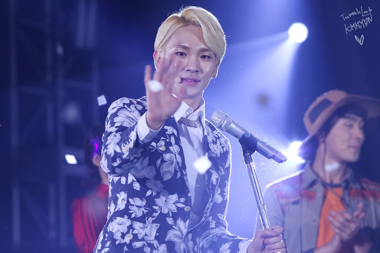 130421 Key @ SBS K-POP Collection in Seoul Concert Tumblr_mlm50gK4U31r5kb7po1_1280