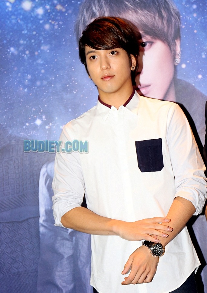 [Event] BLUE MOON in Malaysia - Conférence de presse (23.08.2013) Tumblr_mrzmqqYHxb1rgxfbio6_1280