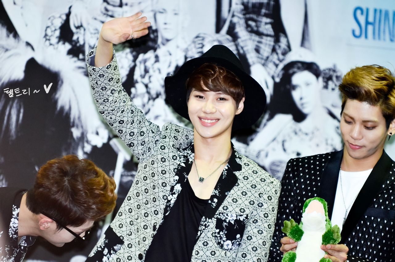 130314 Taemin @ 7th ‘Dream Girl’ Fansign Tumblr_mjqkhftBJk1qdtvhxo10_r1_1280