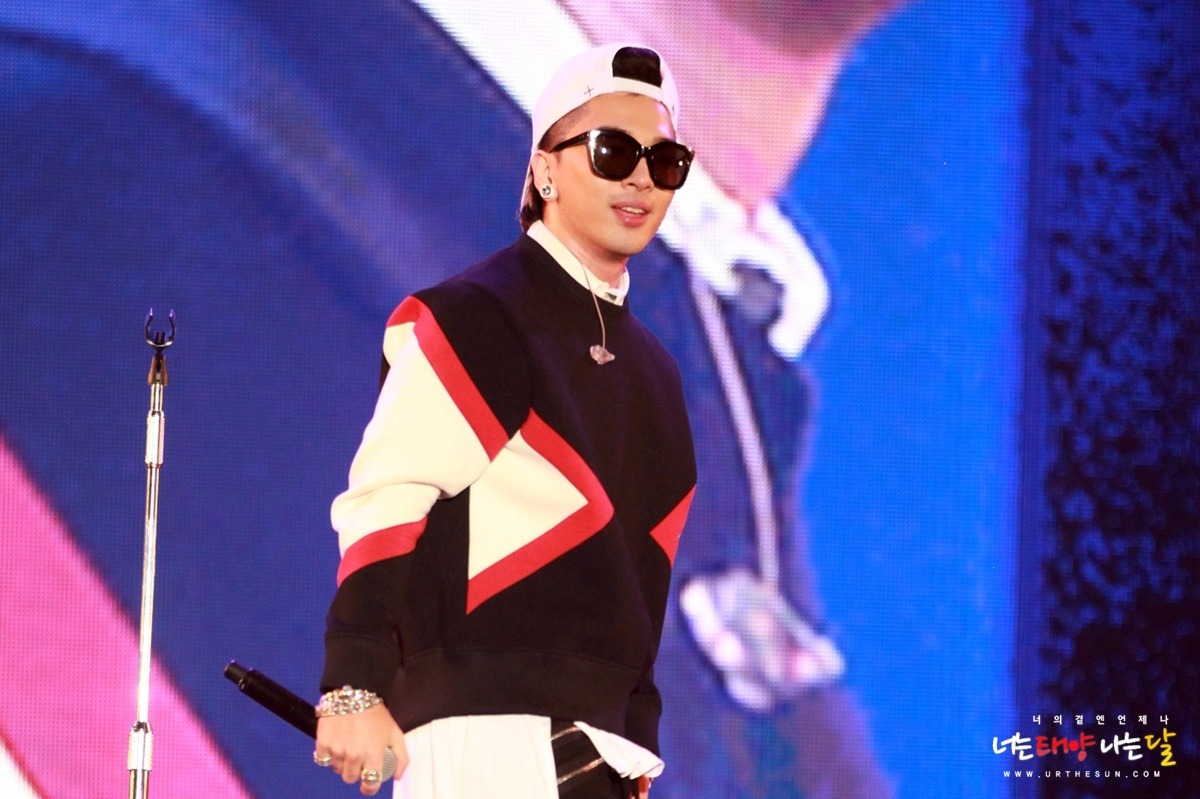 [11/8/13][PhoHD/Vid] Taeyang tại đêm diễn a-nation Tumblr_mrhm19ILl81qzjb8ko4_1280