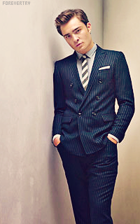 ed westwick ∞ avatars 200*320 Tumblr_mi7j36JAdg1rz8fk6o1_250