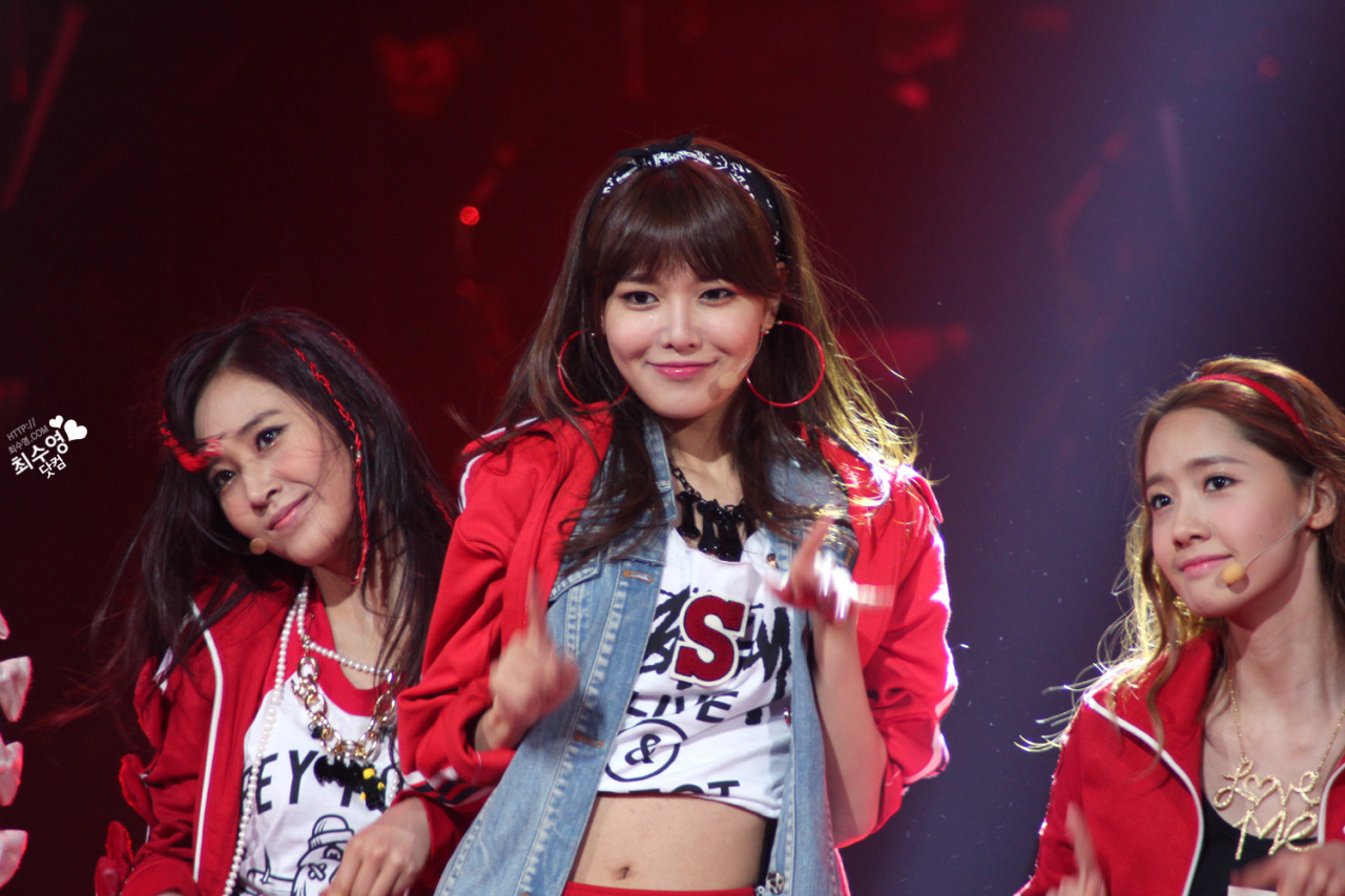 [PIC][06-01-2013]SNSD biểu diễn tại "KBS Open Concert" vào chiều nay - Page 5 Tumblr_mg8uhoCp5J1rs68xto1_1280