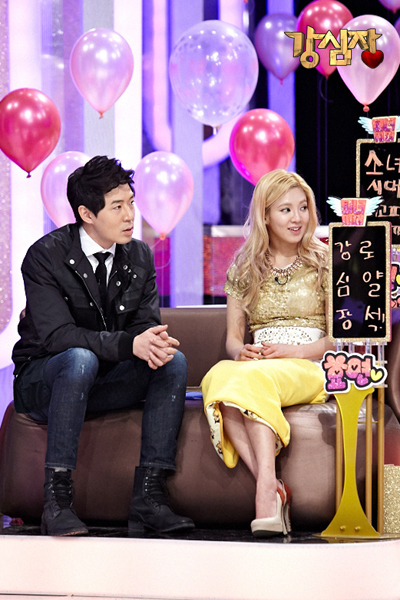   [CAPS/PICS]  SNSD @ Strong Heart Tumblr_mhlh1eRgte1rcax9ao3_400