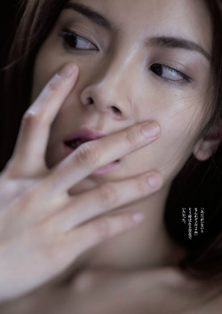 Akimoto Sayaka (2ºger) Tumblr_ms5f4sjOBu1rxpcsuo5_250