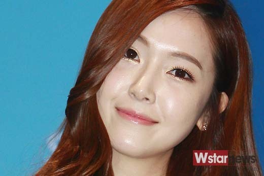 [PIC/Fancam][01.12.13] Jessica tại buổi fansign cho nhãn hiệu trang sức "Stonehenge" Tumblr_mx4fcf6i5m1qitdj1o2_1280