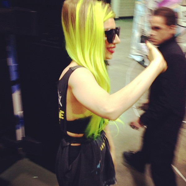 Gaga gets neon weave ready as she greets fans at the born brave bus Tumblr_mhtt9ysCta1r3sf9do1_1280