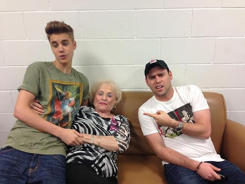 Justin Bieber [3] - Page 26 Tumblr_mhmqlk5I391rxdcqmo1_500