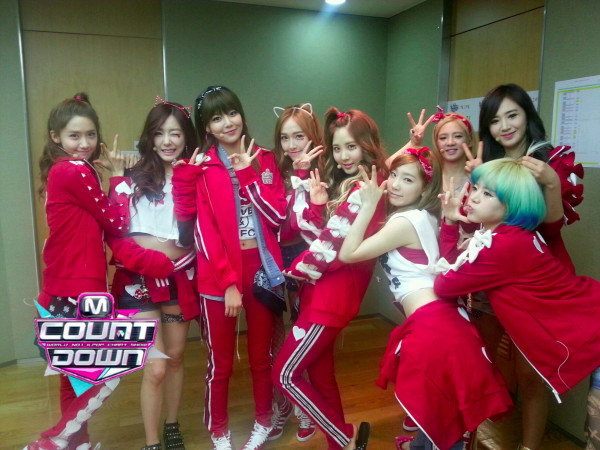 [24-01-2013]Girls' Generation dành "TRIPLE CROWN" cho "I Got A Boy" trên chương trình Mnet "M! Countdown" chiều nay - Page 2 Tumblr_mh48dfiBMG1qb1285o1_1280