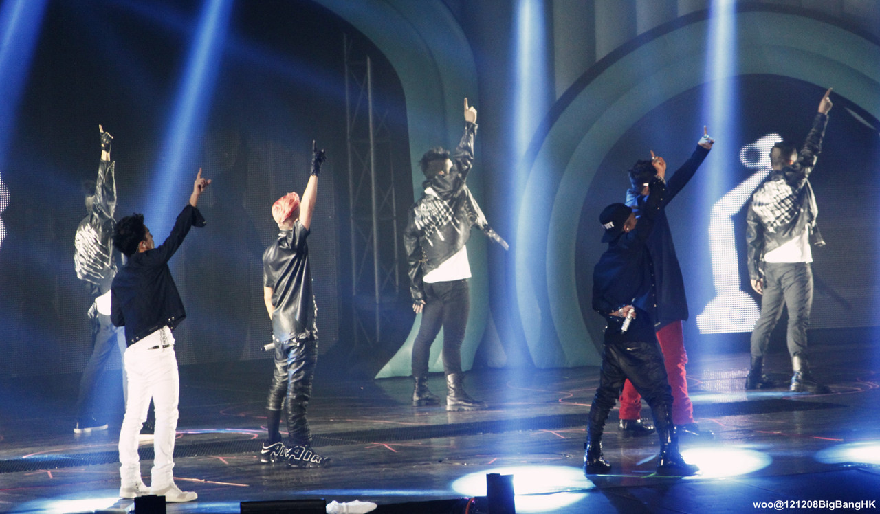 [PhoHD] ALIVE Tour 2012 ở Hồng Kông (8-9-10/12/2012) Tumblr_mernyp3CSL1rhpiaho1_1280