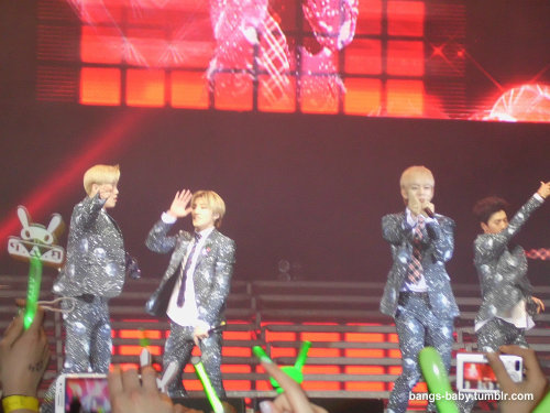  FAN.TAKEN| صور B.A.P في Live On Earth في “دوسلدروف بألمانيا ” بتاريخ 140503  Tumblr_n51rzvfbv61qjhy5ko1_500