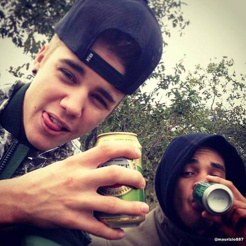 NEw Bieberpics <3 - Seite 7 Tumblr_mml3hrNcp11r55kjto1_500