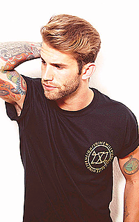 Commande • André Hamann Tumblr_mo314hqJT41qksm6go10_250