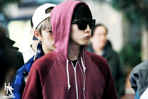 FAN.TAKEN| صور B.A.P في مطار Gimpo الدولي متوجهين إلى اليابان .. Tumblr_n32rvi0QhF1rnkj5ho1_500