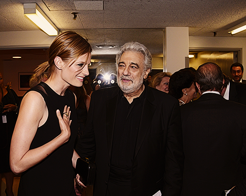 Stana Katic en el Concierto del 15 aniversario de Placido Domingo In Concert  Tumblr_mo2shoNUrF1r9dm6no1_500