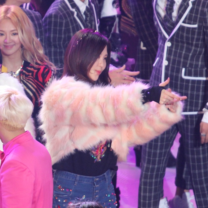 [PIC][27-12-2013]SNSD tham gia Đại nhạc hội cuối năm "KBS Gayo Daejun 2013" vào tối nay - Page 2 Tumblr_myip1tGwwK1t2x4k0o1_1280