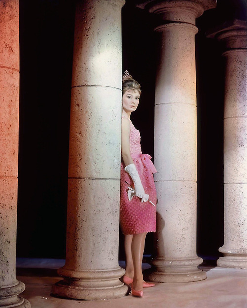 Audrey Hepburn - Page 2 Tumblr_lafrw97vGT1qch96vo1_500