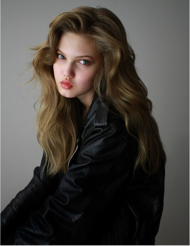 LINDSEY WIXSON Tumblr_lf70c5vfHU1qekeqro1_400