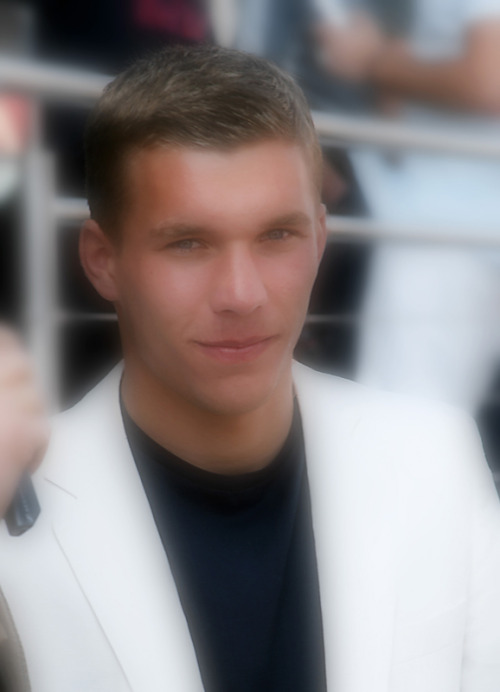 Lukas Podolski Tumblr_lg0fbnt6jc1qds6x6o1_500