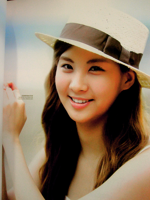 [PICS] Seohyun in Paradise in Phuket Photobook Tumblr_lgjo7fdcgU1qbum2bo1_500