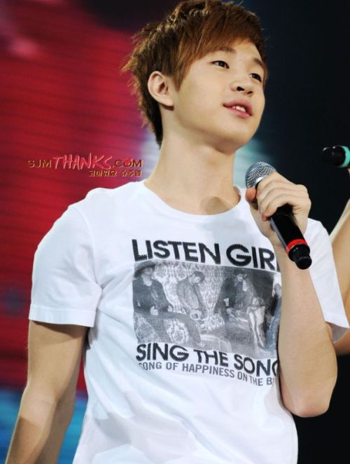 Henry [刘宪] Tumblr_lhzxna9NxH1qzaeexo1_500