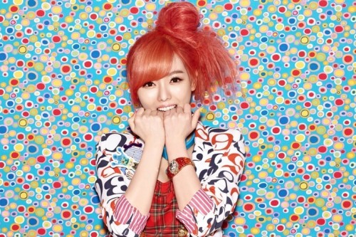 {Pic}{110405} Serri, segunda foto concepto para ‘Pink Rocket’. Tumblr_lj6u9ubSih1qg4gqxo1_500