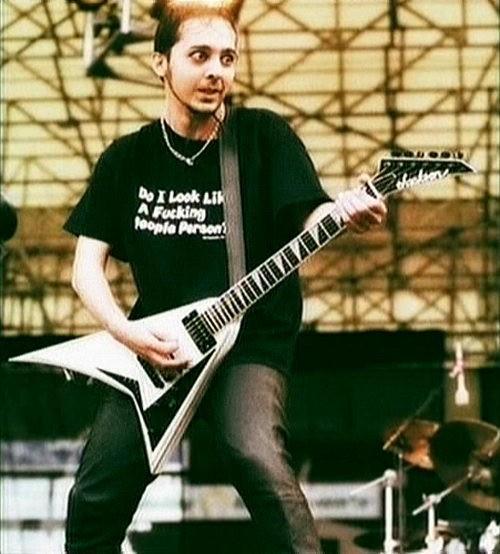 Daron malakian Tumblr_ljm710dU6k1qhocnho1_500