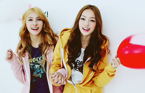 Goo Hara & Park Gyuri وحصة انعكاس المرآة !! Tumblr_lk633oaJ4Q1qjsw89o1_500