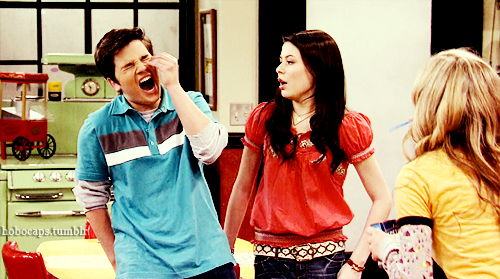 iCarly [serial]. - Page 23 Tumblr_ll869iTLRo1qg64bjo1_500