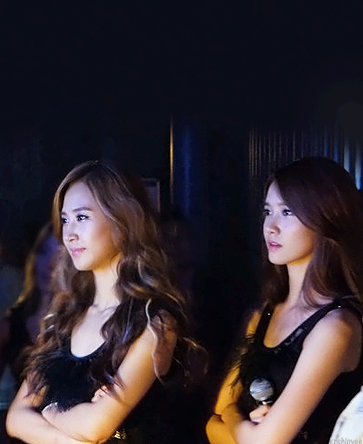 [PICS][9/10/2011] YoonYul's Love Story ๑۩۞۩๑  We are more than real *!!~ - Page 20 Tumblr_lmll0pnBlO1qkwrsio1_400