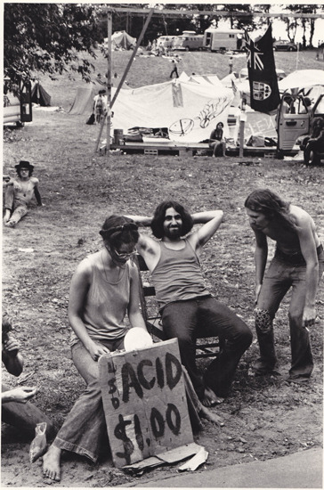 images de hippies - Page 9 Tumblr_lomkwwZqLv1r09iywo1_400