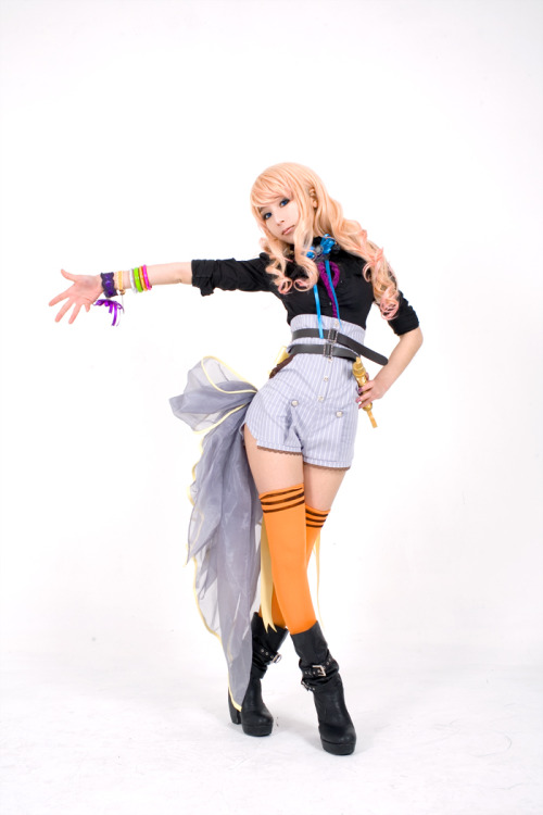 Macross Frontier cosplay Tumblr_lpaixmpXR71qbo448o1_500