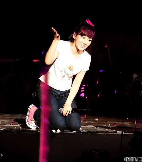 [PICS][GIFS][07-08-2011] Taeyeon - Một Kid Leader hoàn hảo Tumblr_lpjj1gUC0k1qafgzno1_500