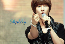 [PICS]  Jeongmin @Meet The Sun & The Moon Festival 090811 Tumblr_lppe0isBWx1qkbnoho2_250