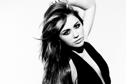 Miley Cyrus - Page 35 Tumblr_lpva0oebyG1qfyd27o1_500