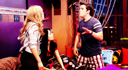 iCarly [serial]. - Page 9 Tumblr_lretyocCU61qg64bjo1_250