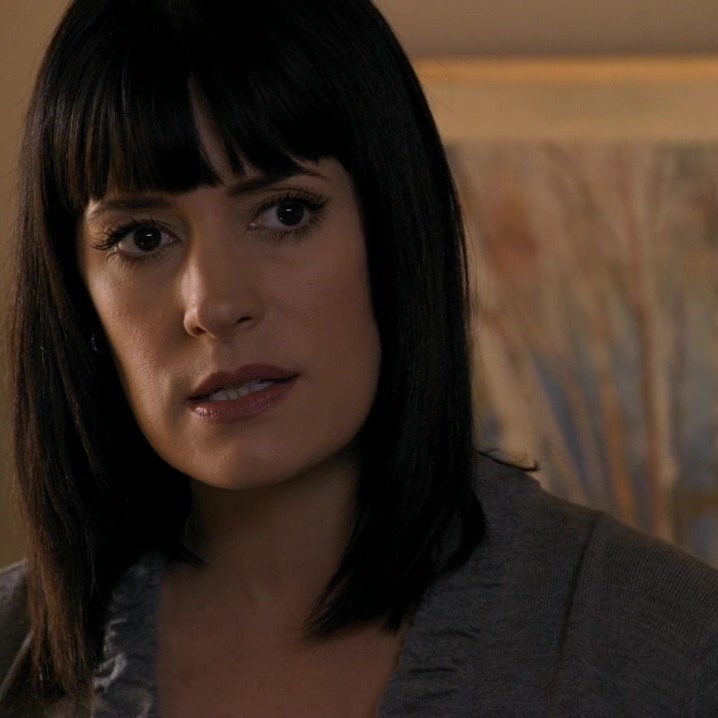 Kedvenc képeink Emily Prentissről - Page 2 Tumblr_ls1vdkaIr51r1cpy3o1_1280