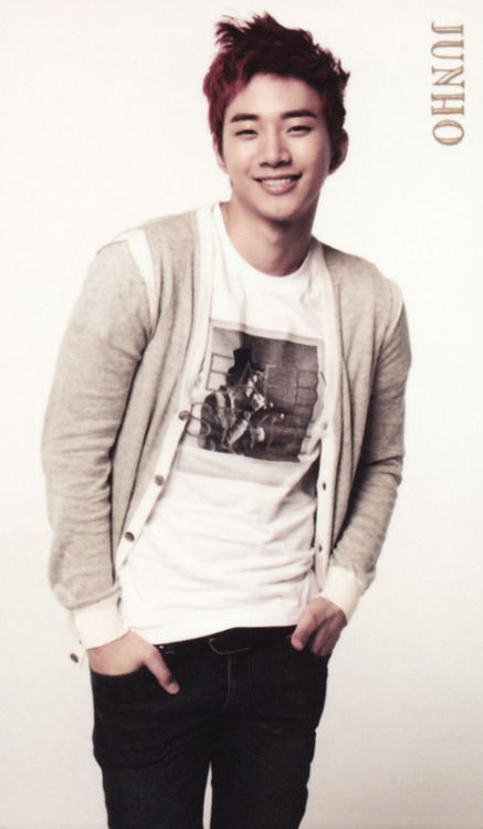 Lee Junho - Page 9 Tumblr_lsjz9pthFh1qj4w11o2_500