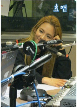 [VID/PICS] SNSD @ ChinChin Radio Tumblr_ltr3olD3p91qmbgpmo1_250