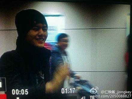 [OTHER] 111119 ZE:A in airport Tumblr_luwgypGWmO1qbifqyo7_r1_500