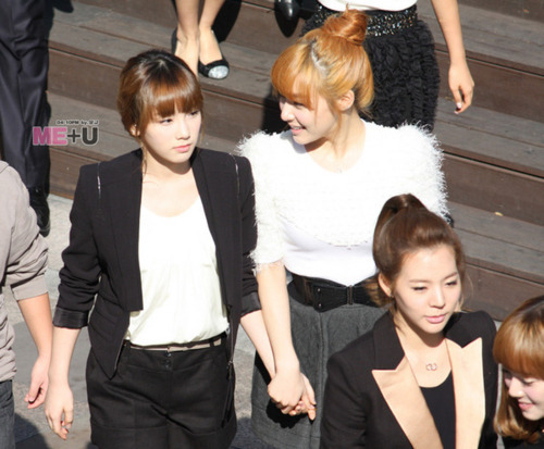 [PIC+VID][7/10/2011]∴♥∴ TaeNy ∴♥∴ Happy Heaven ∴♥∴ Happy New Year 2012 ∴♥∴ Welcome to our LOVE ∴♥∴  - Page 22 Tumblr_lvk0t09PIP1qcwv0mo1_500