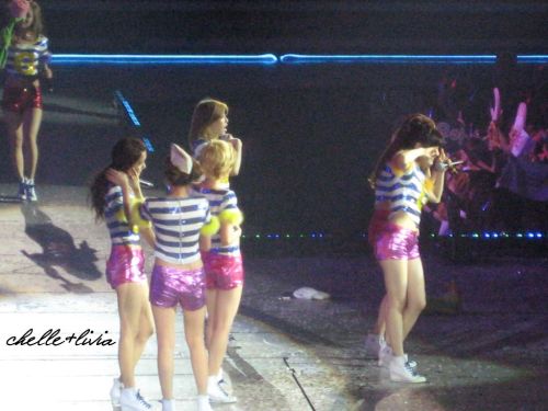 [PIC+GIF][23-1-2011] »-{♥}-»ღ°•(¯`·._.· YoonSic Fam ·._.·´¯)•ღ°»-{♥}-» °l||l° Sexy and Sweet °l||l° - Page 13 Tumblr_lvz47pZ2yi1qkpvheo1_500