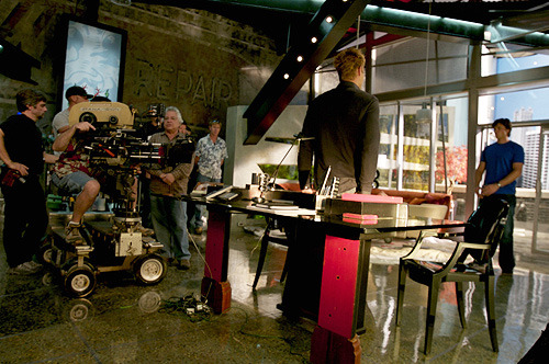 Smallville Behind the Scenes - Página 5 Tumblr_lw0w1oftMl1r6m5e8o1_500