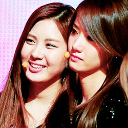 [PICS/GIFS][15/02/2012]†°•°(¯`'•. Gà Bông .•'´¯)°•°†,๑۩۩۞۩۩๑ Ếch Bông Vồ Nai Tơ๑۩۩۞۩ ۩๑	 - Page 3 Tumblr_lwclxzV1HH1r1lafio5_250