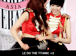 [GIFS][13/2/2012] Chuyện tình Titanic =]]~ Tumblr_lxxqm2EbYp1qagkvmo2_r2_250