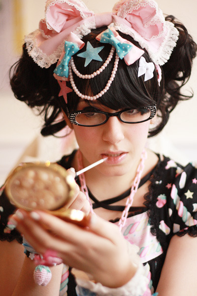 Sweet Lolita OTT - Page 2 Tumblr_lybe2hwg7Z1qcvasso1_400