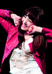 [PICS]: Fany cute trong bộ áo đỏ Tumblr_lydy23IXTy1qe28w3o1_250