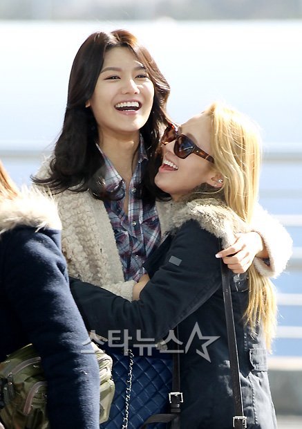 HyoYoung (Hyoyeon ♥ Sooyoung) Tumblr_lz0f07cjfy1qc6dubo5_r1_500