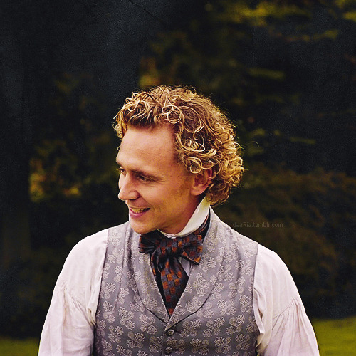 Tom Hiddleston egyéb filmjei - Page 7 Tumblr_lzvghtajzd1qeuwyao1_500