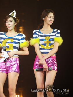 [PIC+GIF][23-1-2011] »-{♥}-»ღ°•(¯`·._.· YoonSic Fam ·._.·´¯)•ღ°»-{♥}-» °l||l° Sexy and Sweet °l||l° - Page 14 Tumblr_m0962nTnC61r4x91eo3_250