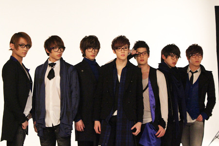 020312 Sesión de Fotos - Zoff x U-Kiss! Tumblr_m0a3m6hjst1qaq5eko1_500